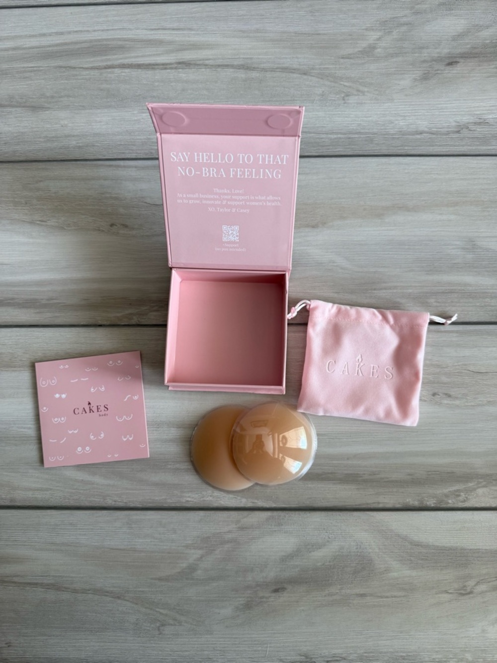 CAKES Body Silicone Nipple Covers Beige 4” NWT IN BOX - Picture 3 of 6